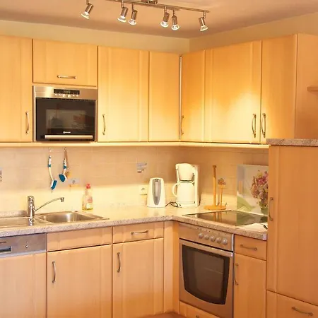 Gaensebluemchen *